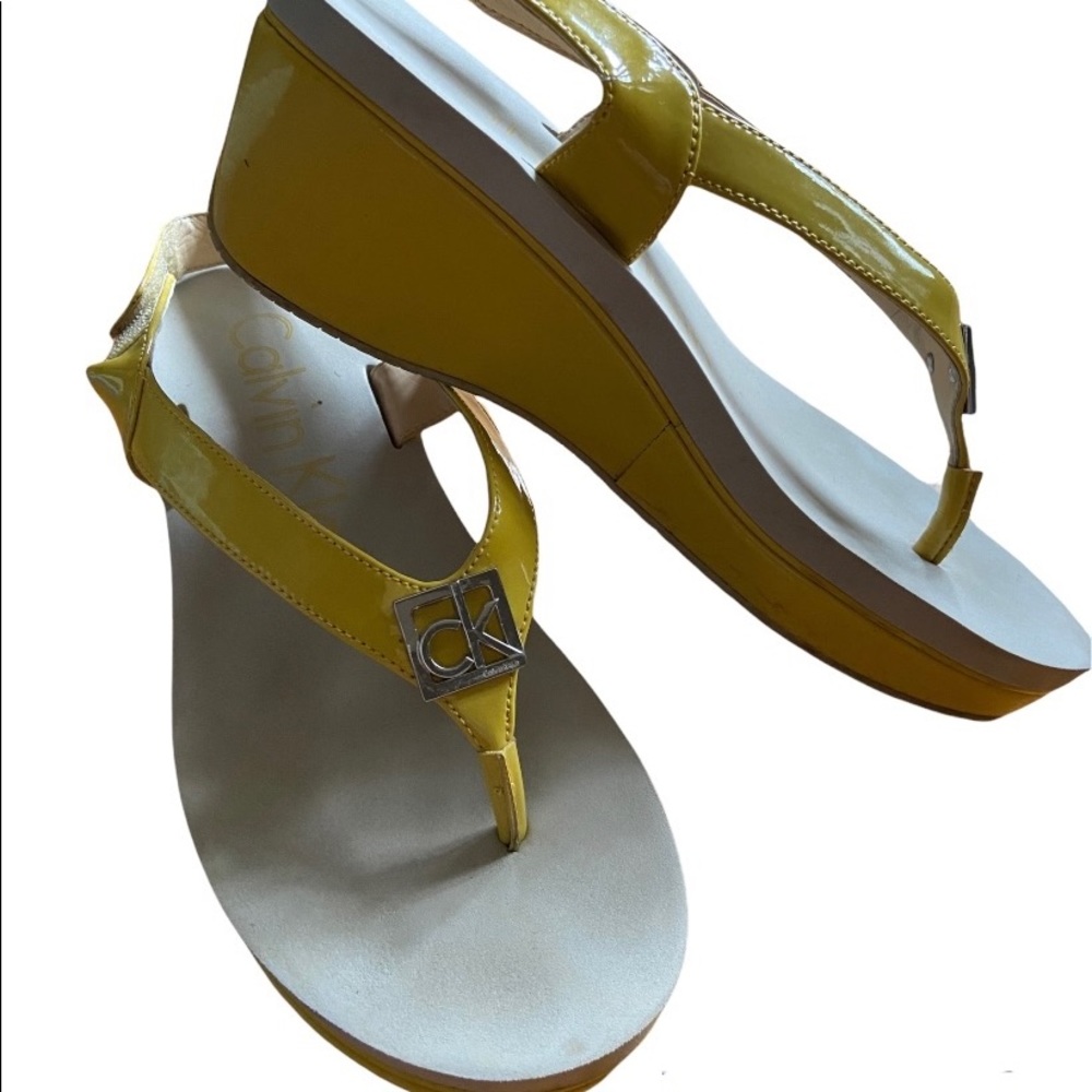 Calvin Kline patent leather platform sandals. Size 7.5M